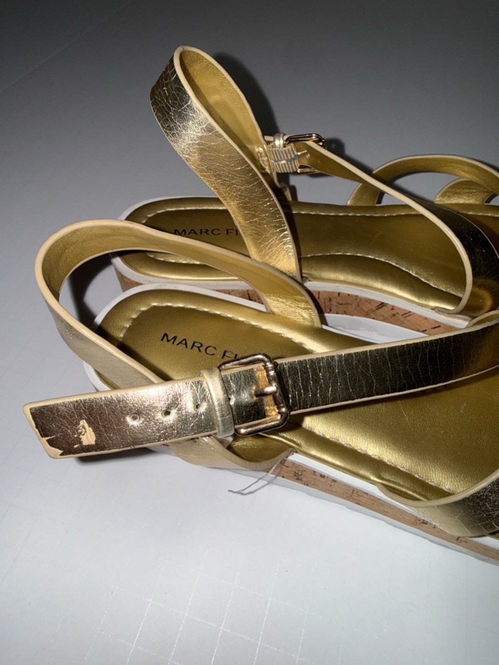 Women’s Marc Fisher Metallic Gold Strappy Slingback Sandals 7.5 - Picture 4 of 5